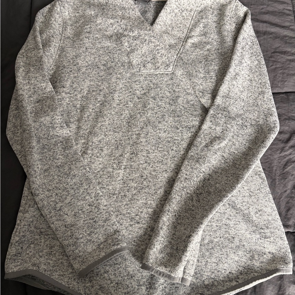 Eddie Bauer Women's V-Neck Sweater in Heathered Gray